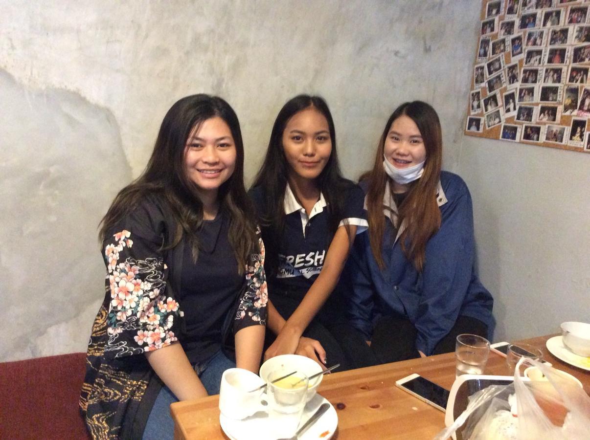 Meet Up Hostel Bangkok Buitenkant foto